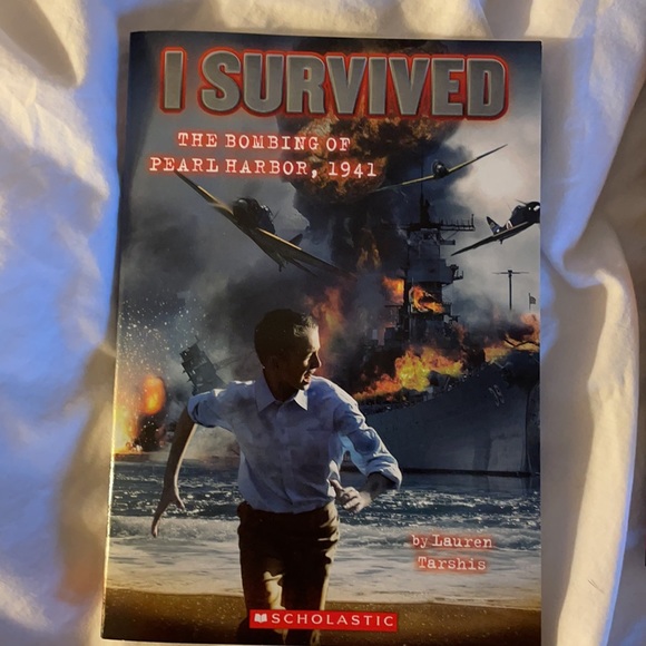 7 kids books. - Picture 3 of 10